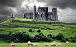 WallpaperFusion-rock-of-cashel-Original-1920x1200